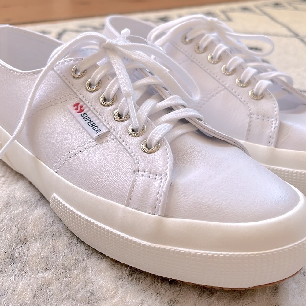 Superga Women’s 2750 Nappa Leather Classic Optical White-Favorio—9 1/2 - Picture 6 of 8